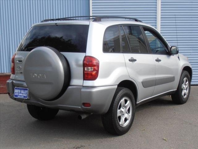 Toyota RAV4 2005 photo 2