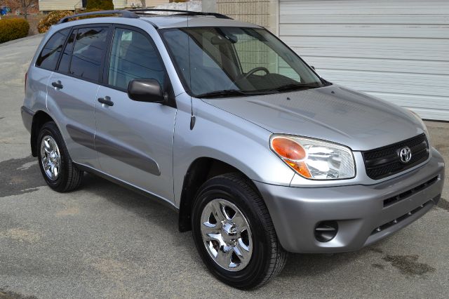 Toyota RAV4 2005 photo 4