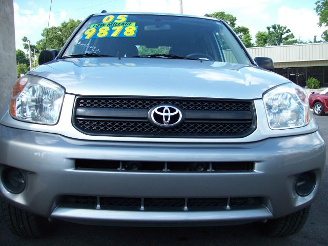 Toyota RAV4 2005 photo 3