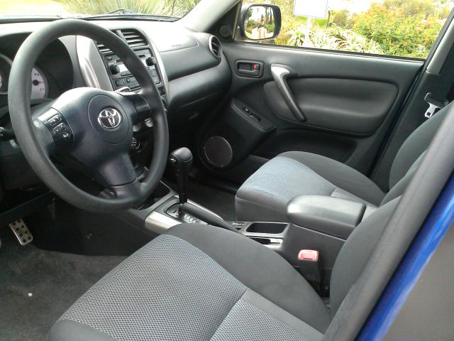 Toyota RAV4 2005 photo 3