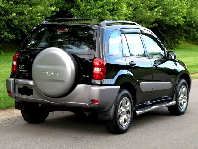Toyota RAV4 GLS TDI Sedan 4D SUV