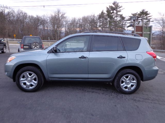 Toyota RAV4 2006 photo 2