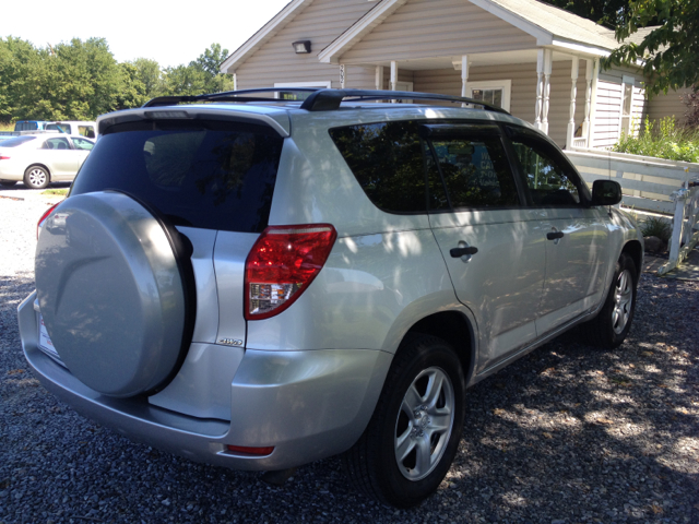 Toyota RAV4 2006 photo 3