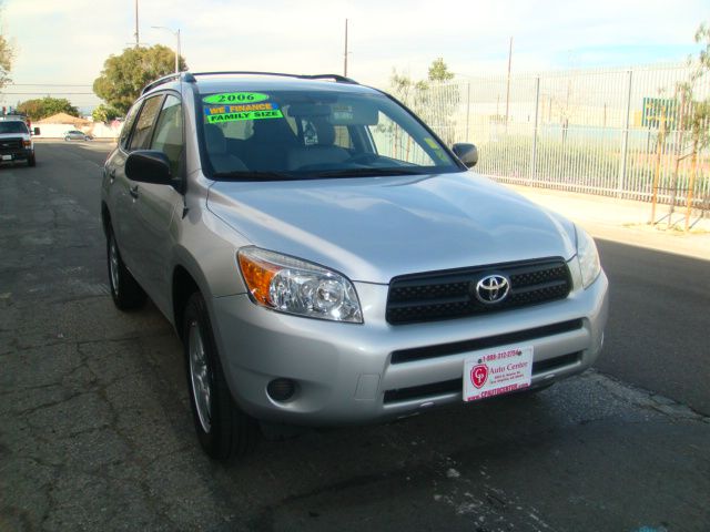 Toyota RAV4 2006 photo 4