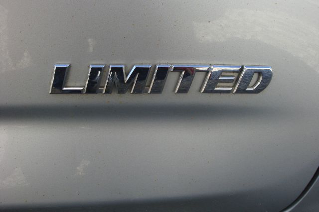 Toyota RAV4 2007 photo 2