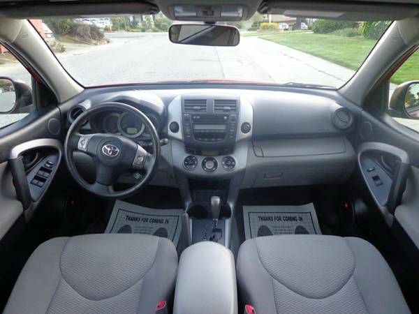 Toyota RAV4 2007 photo 3
