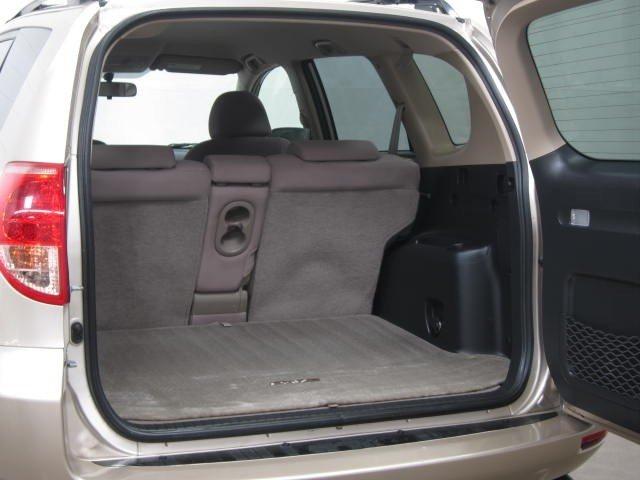 Toyota RAV4 2007 photo 5