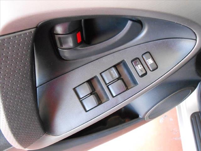 Toyota RAV4 2007 photo 16