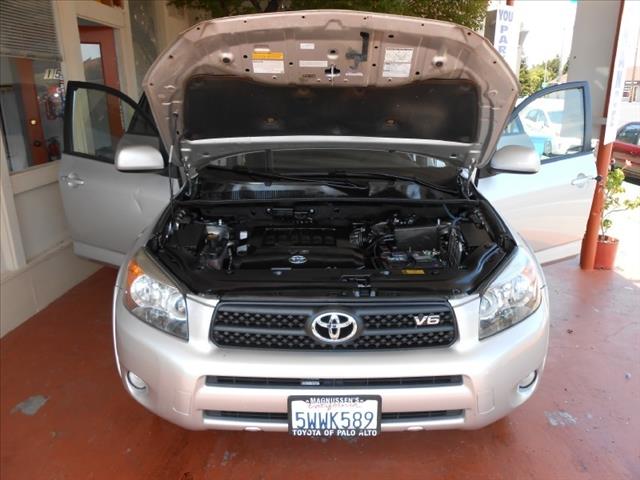 Toyota RAV4 2007 photo 26