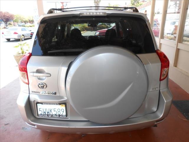Toyota RAV4 2007 photo 28