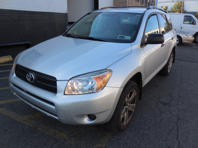 Toyota RAV4 2007 photo 3