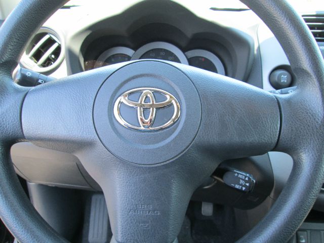 Toyota RAV4 2007 photo 6
