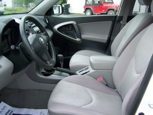 Toyota RAV4 2007 photo 2
