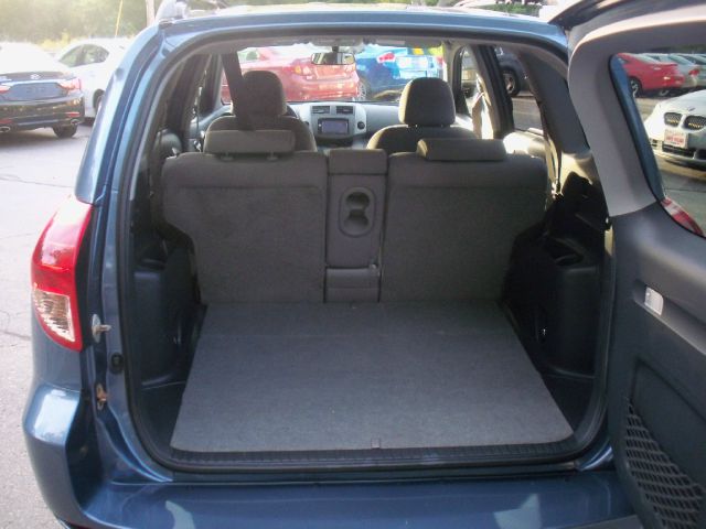 Toyota RAV4 2007 photo 2
