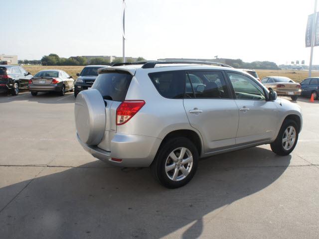 Toyota RAV4 2007 photo 4