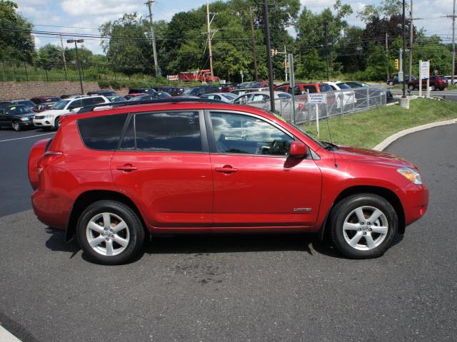 Toyota RAV4 SLT 25 SUV