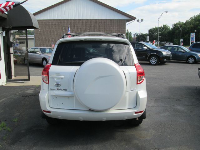 Toyota RAV4 2007 photo 3