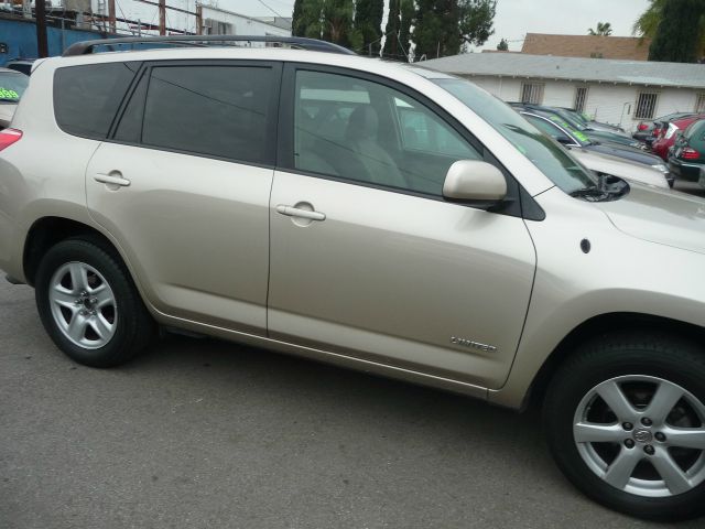 Toyota RAV4 2007 photo 3