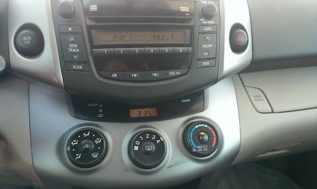 Toyota RAV4 2007 photo 3