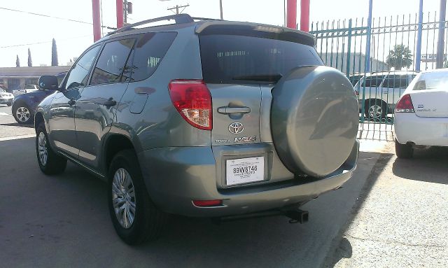 Toyota RAV4 2007 photo 5