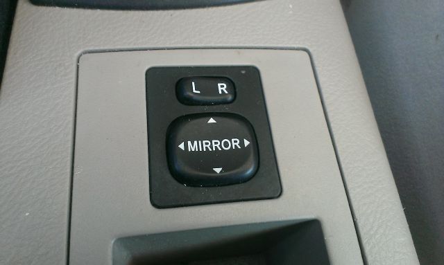 Toyota RAV4 2007 photo 9
