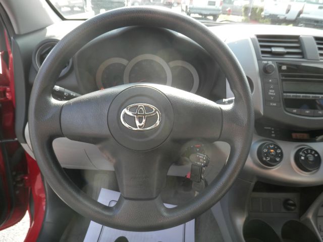 Toyota RAV4 2007 photo 8