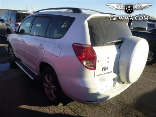 Toyota RAV4 2008 photo 3