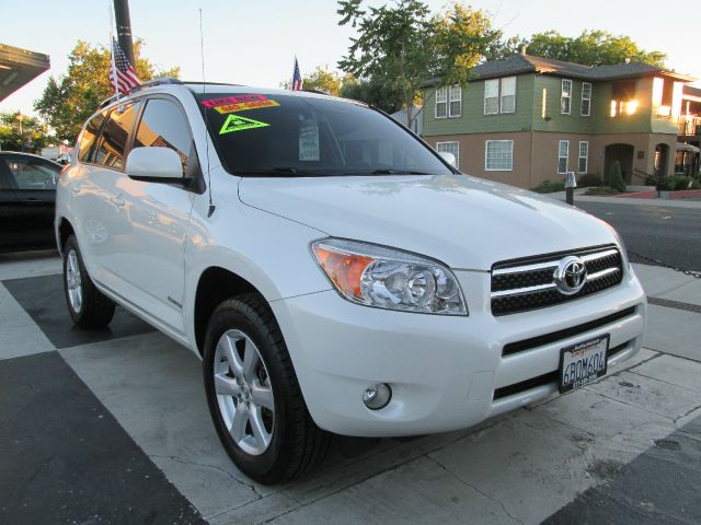 Toyota RAV4 All-weather Pack SUV