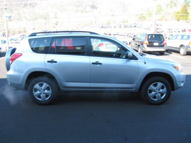 Toyota RAV4 2008 photo 4