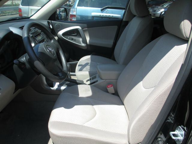 Toyota RAV4 2008 photo 17