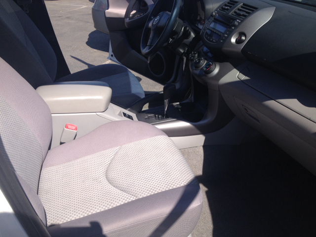 Toyota RAV4 2008 photo 2