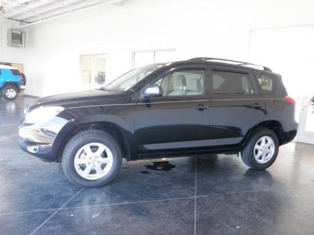 Toyota RAV4 2008 photo 3