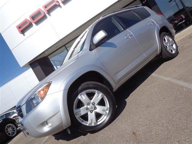 Toyota RAV4 2008 photo 1
