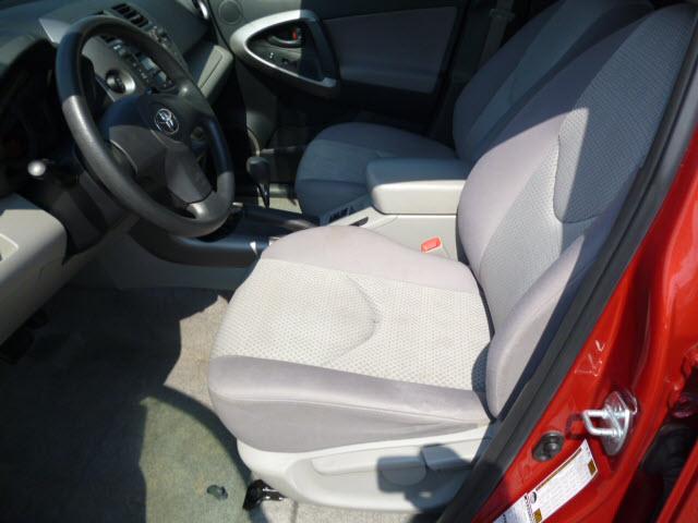Toyota RAV4 2008 photo 3