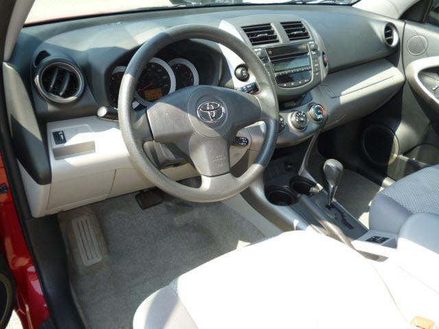 Toyota RAV4 2008 photo 4