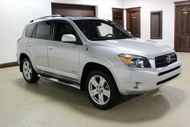 Toyota RAV4 2008 photo 3
