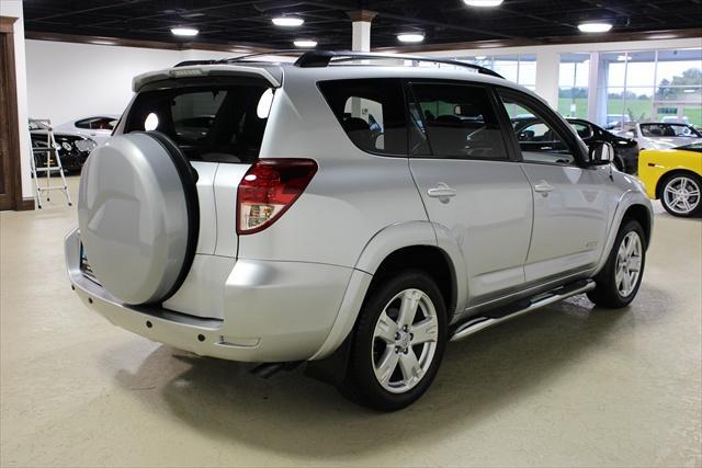 Toyota RAV4 2008 photo 4