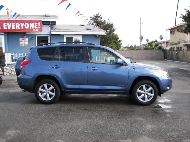 Toyota RAV4 2008 photo 4