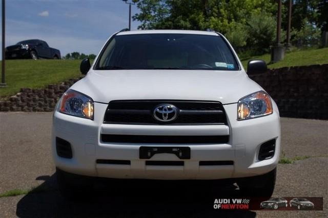 Toyota RAV4 2009 photo 17
