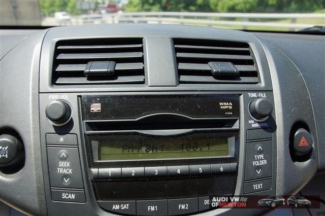 Toyota RAV4 2009 photo 22