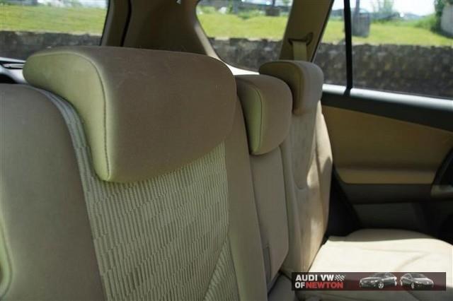 Toyota RAV4 2009 photo 33
