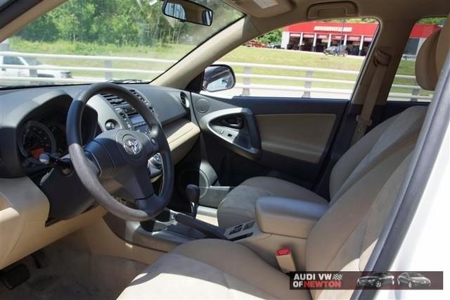 Toyota RAV4 2009 photo 52