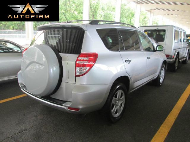 Toyota RAV4 Unknown SUV