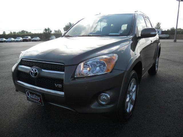 Toyota RAV4 SLT 25 Sport Utility