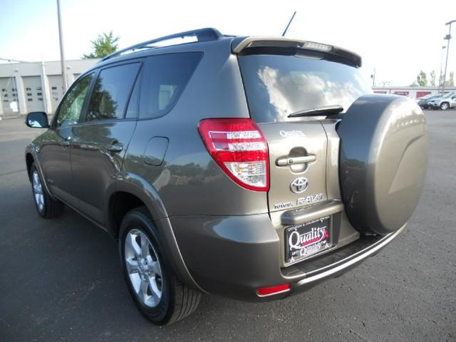 Toyota RAV4 2009 photo 2