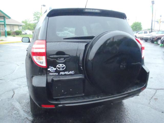 Toyota RAV4 2009 photo 3