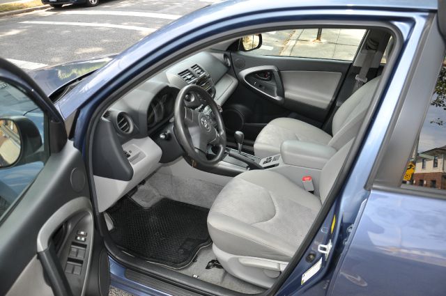 Toyota RAV4 2009 photo 4
