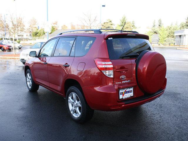 Toyota RAV4 2010 photo 3