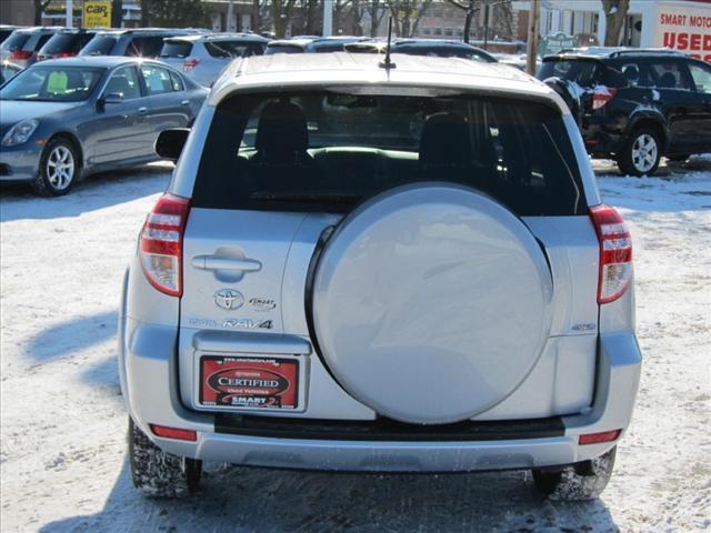 Toyota RAV4 2010 photo 3