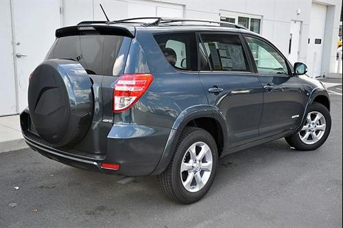 Toyota RAV4 2010 photo 2